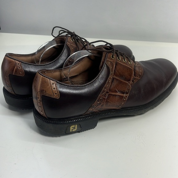 FootJoy ICON Brown & Tan Leather Oxford Style Spike Golf Shoe - Picture 4 of 10